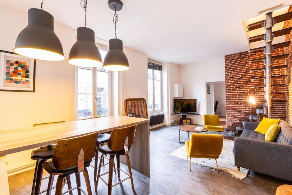 Maison, Appartement Type Triplex Atypique De Charme Saint-Brieuc Exterior photo